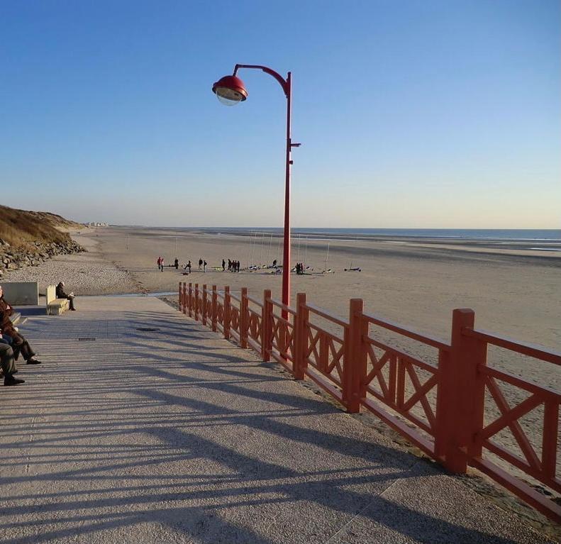Camping De La Falaise A Equihen Plage Экстерьер фото