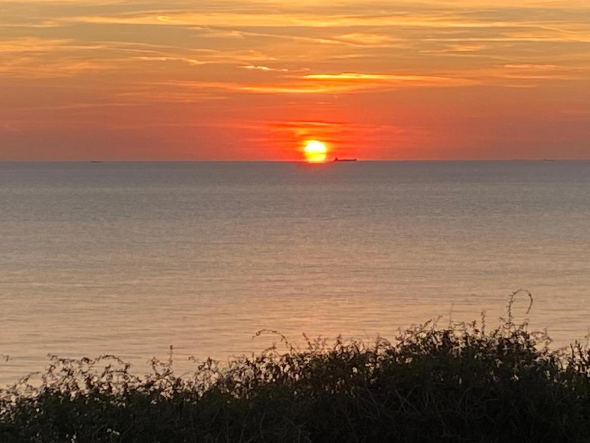 Camping De La Falaise A Equihen Plage Экстерьер фото